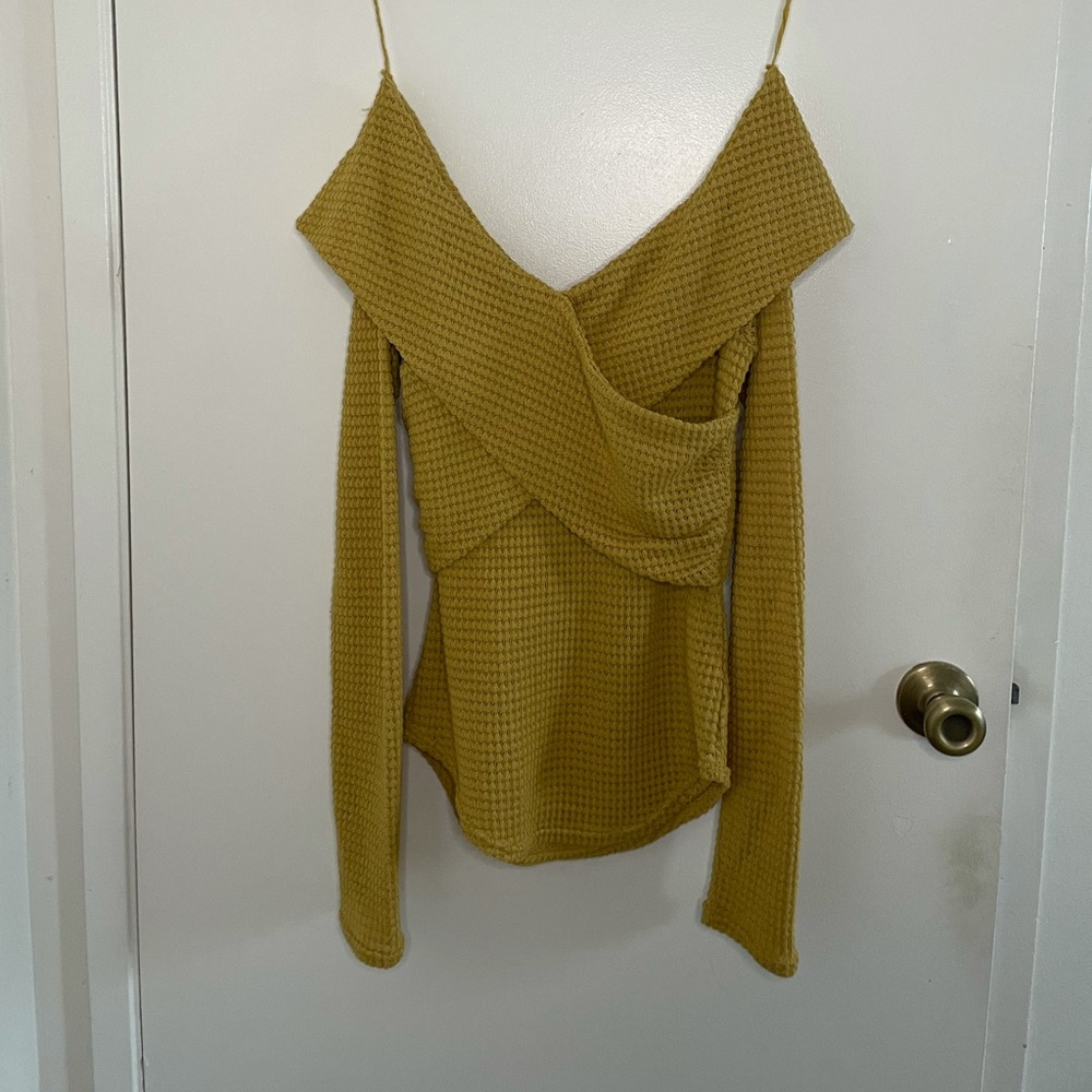 Free People off shoulder Marley top